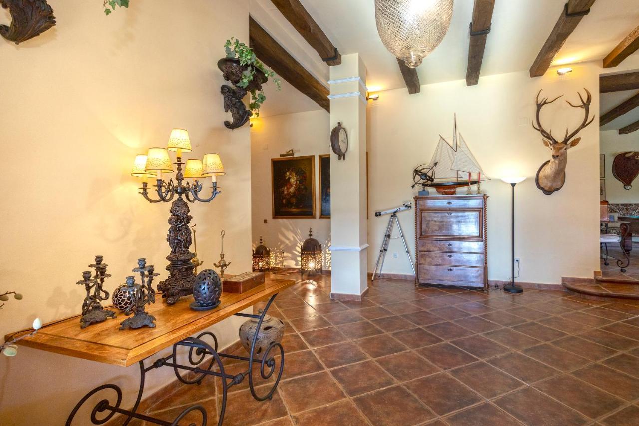 Casa Flores Con Piscina Interior Climatizada Alcaucín Buitenkant foto