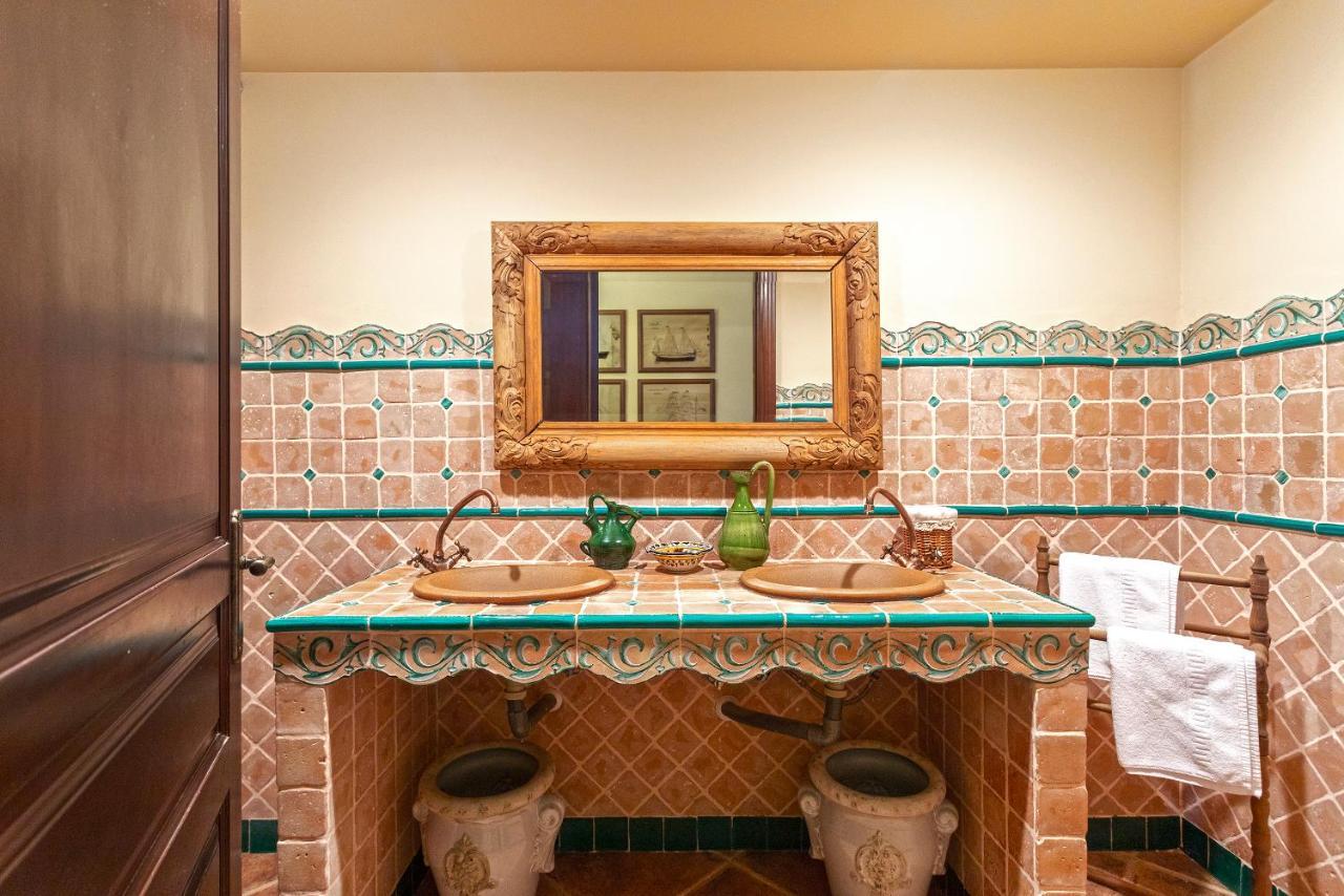 Casa Flores Con Piscina Interior Climatizada Alcaucín Buitenkant foto