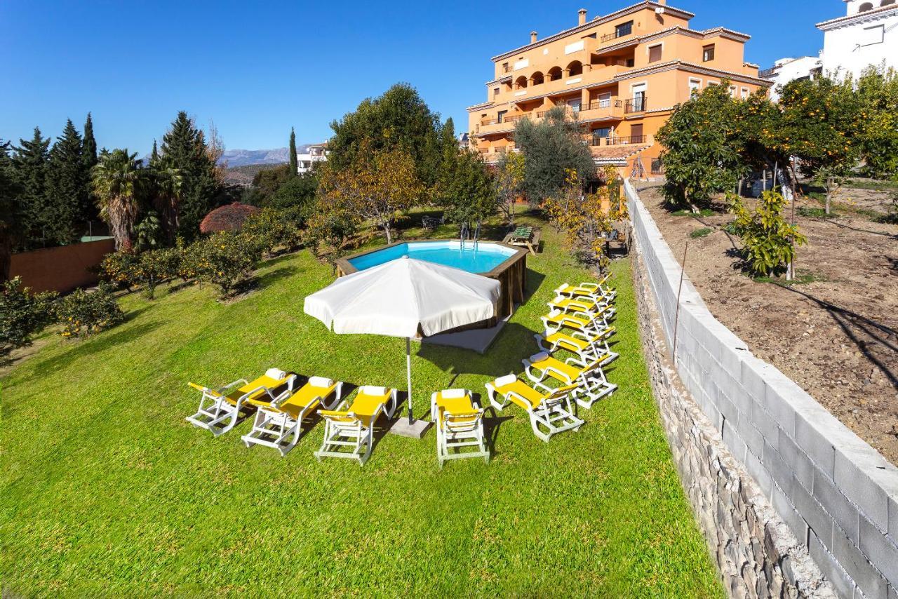 Casa Flores Con Piscina Interior Climatizada Alcaucín Buitenkant foto